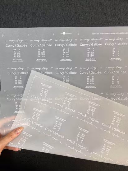 Inchiostro per sublimazione della tintura di inchiostro per ricarica tessile digitale a base d'acqua di alta qualità Trasferimento di calore personalizzato per stampante a getto d'inchiostro Epson L1800 Et-2720/4700/2726/2715